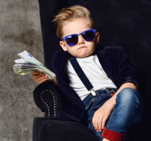 Money Makes the World Go Round - 5 Stories on the Substance that Everybody needs 1