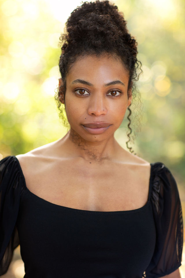 Naomi Nightingale Headshot